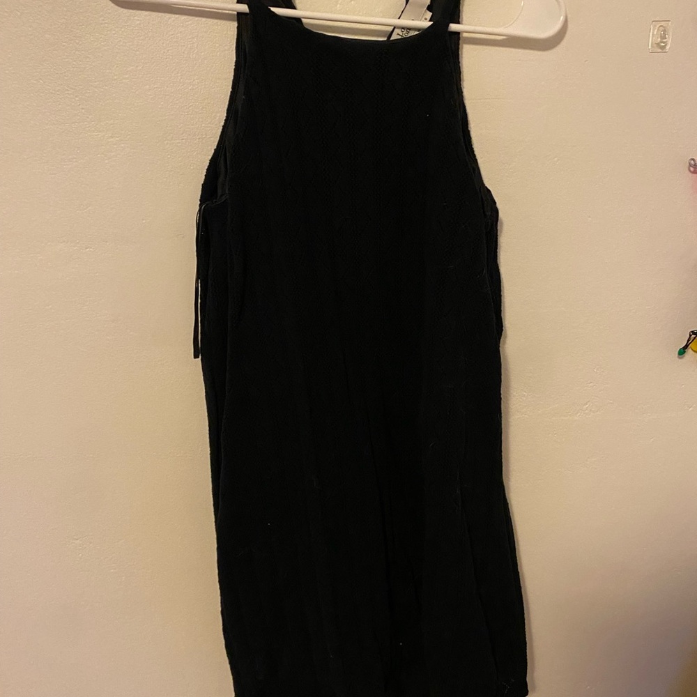 Elegant Black Sleeveless Dress